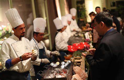 Caterer Image